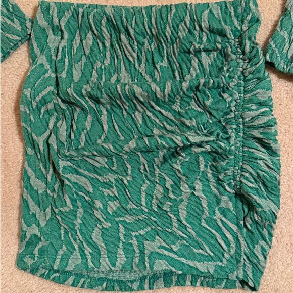 NWOT ZARA Jacquard Ruched Green Zebra Cropped Turtleneck and Skirt Set - Picture 13 of 16